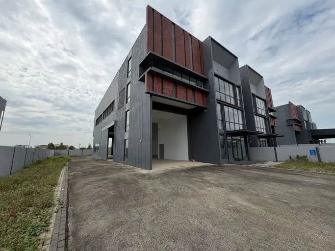 Elmina Business Park