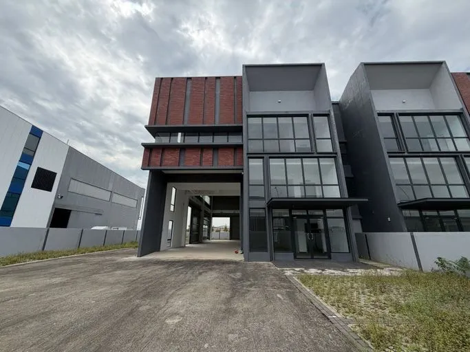 Elmina Business Park