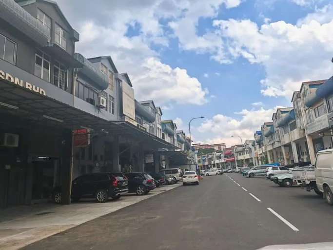 Sri Edaran Light Industrial Park